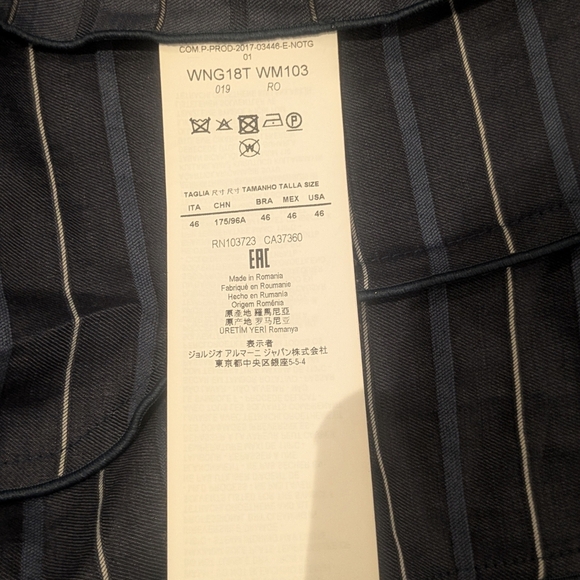 Emporio Armani Navy Striped Buttoned Blazer – Size 46 - Picture 13 of 14